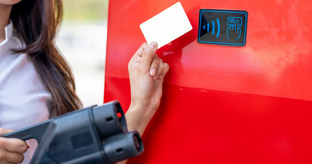 carte carburant et de recharge électrique